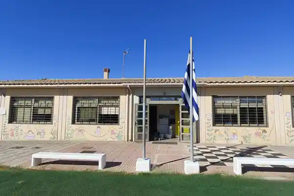 23nipiagogeioagrinioschool