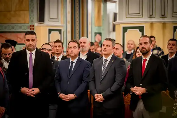 farmakisdiamantopoulos1