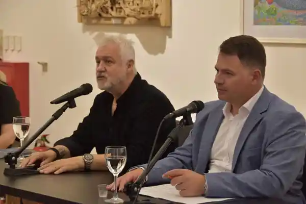 karakostas1