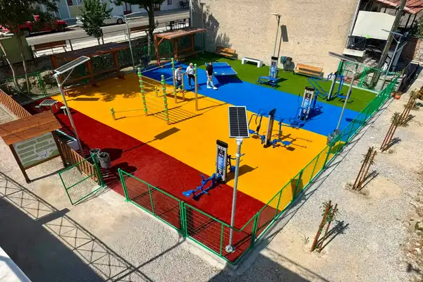 play5